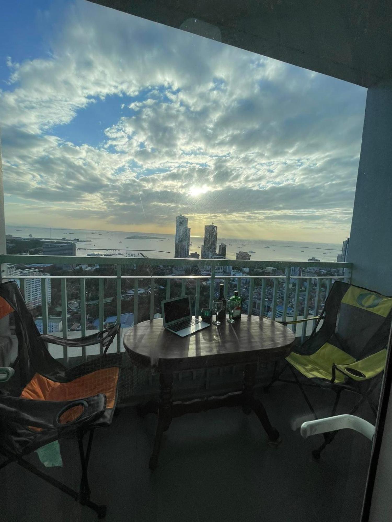Lejlighed på 16 m² i Malate med 1 værelse og 1 private badeværelser Manila Eksteriør billede