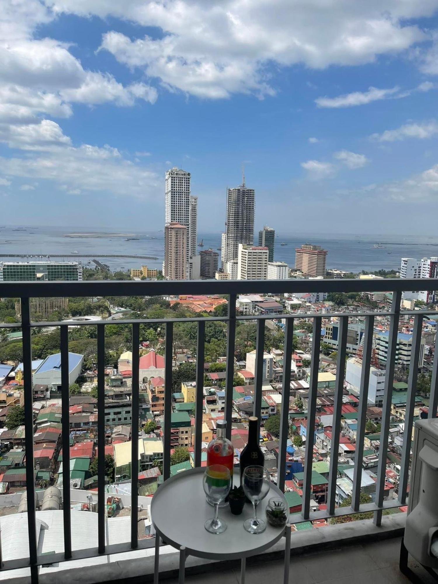 Lejlighed på 16 m² i Malate med 1 værelse og 1 private badeværelser Manila Eksteriør billede